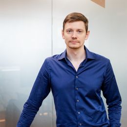 英国工业联合会发布报告显示服务行业面临利润下滑与成本上升的压力