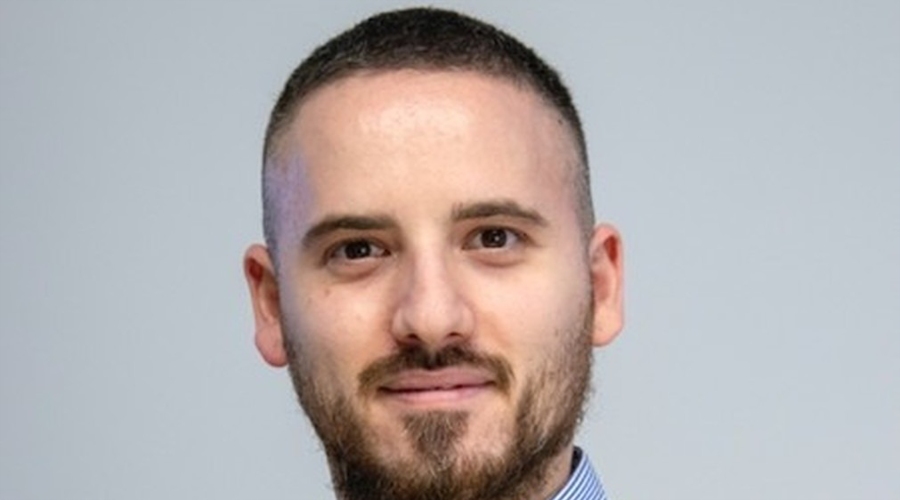 根据网络监测平台 DownDetector,近期美国亚马逊的服务出现了严重问题,用户报告显示,截止到美国东部时间下午 12:47,已经有超过9806起关于亚马逊服务中断的投诉。